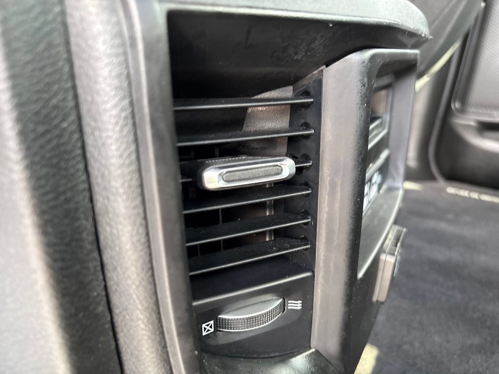 Used 2022 RAM 1500 Big Horn AWD/4WD image 23