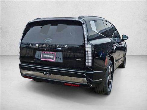 New 2026 Hyundai Ioniq 9 Calligraphy image 2