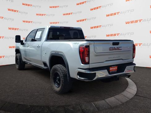 Used 2021 GMC Sierra 2500 SLE w/ SLE Value Package; AWD/4WD image 3