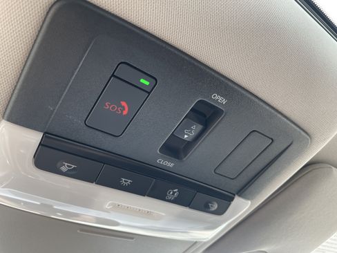 Used 2023 Nissan Altima 2.5 SV w/ SV Premium Package FWD image 28