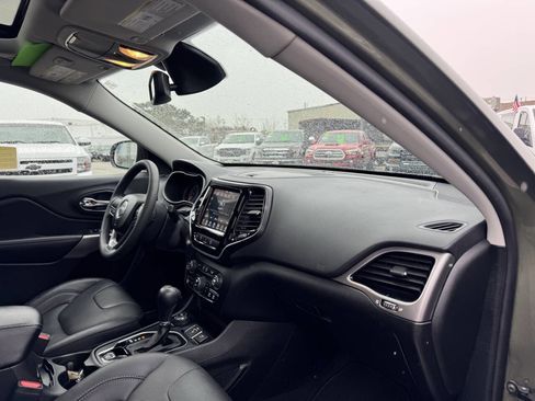 Used 2021 Jeep Cherokee Limited w/ Trailer Tow Group image 35