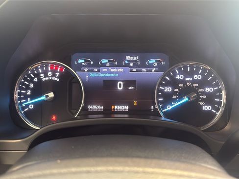 Certified 2021 Ford F250 Lariat w/ Lariat Value Package AWD/4WD image 15