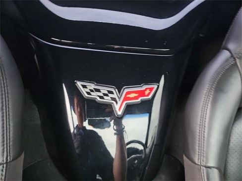 Used 2007 Chevrolet Corvette Base w/ Preferred Equipment Group image 10