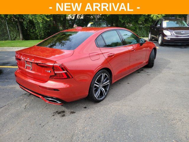 Used 2019 Volvo S60 T6 R-Design AWD/4WD image 3