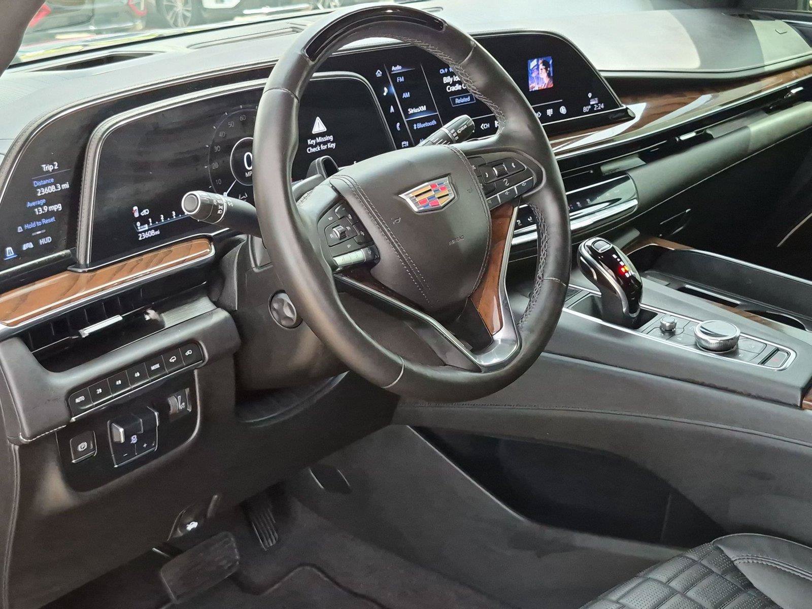 Used 2022 Cadillac Escalade Sport Platinum w/ Heavy-Duty Trailer Package AWD/4WD image 9