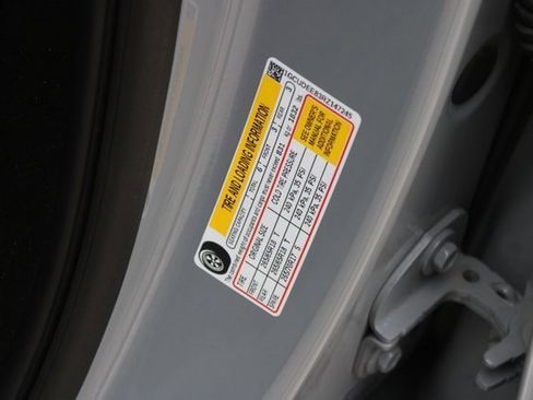 Certified 2024 Chevrolet Silverado 1500 RST image 28