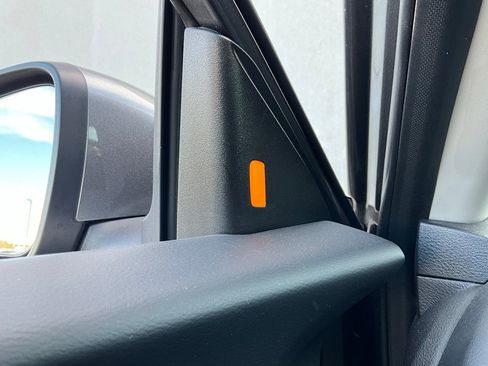 Used 2025 Nissan Sentra S image 18