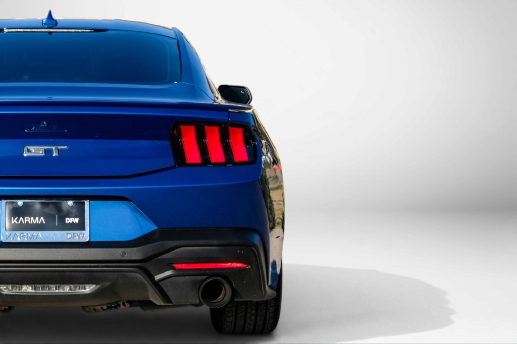 Used 2024 Ford Mustang GT RWD image 30