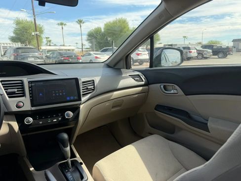 Used 2012 Honda Civic LX image 24