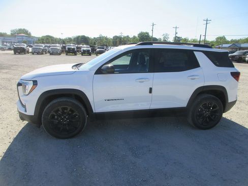 New 2026 GMC Terrain Elevation w/ Elevation Premium Package AWD/4WD image 7
