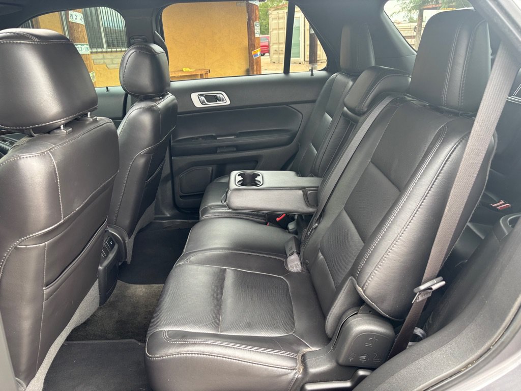 Used 2014 Ford Explorer Limited w/ Equipment Group 301A AWD/4WD image 20