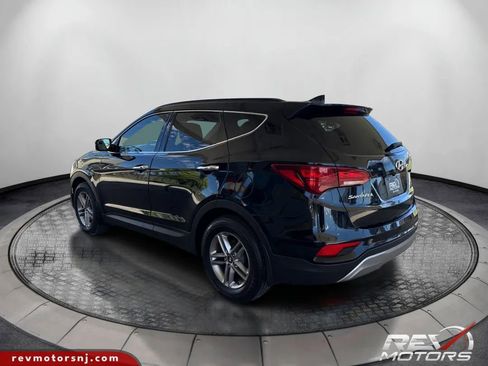 Used 2017 Hyundai Santa Fe Sport w/ 2.4L Value Package 06 AWD/4WD image 3