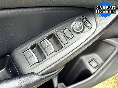 Used 2018 Honda Accord Sport image 16