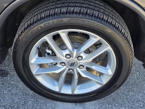 Used 2024 Dodge Durango GT image 39