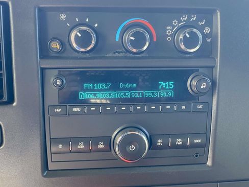 Used 2025 GMC Savana 2500 w/ Driver Convenience Package RWD image 24