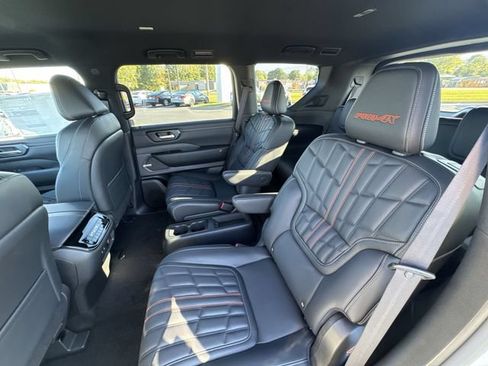 New 2026 Nissan Armada PRO-4X w/ Captain's Chari Seat Package AWD/4WD image 22