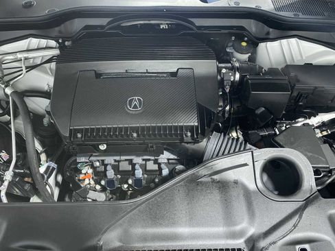Used 2024 Acura MDX SH-AWD w/ Technology Package image 9