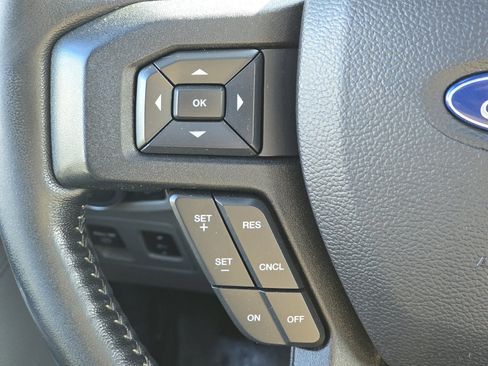 Used 2019 Ford F150 XLT w/ Equipment Group 302A Luxury image 15