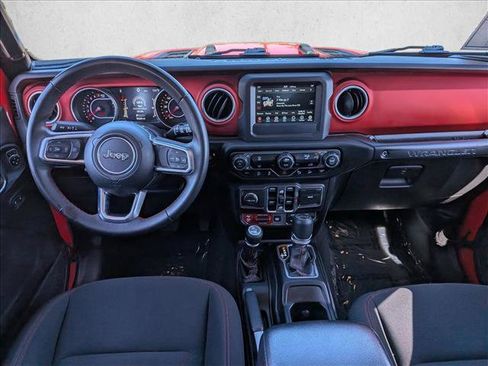 Used 2018 Jeep Wrangler Unlimited Rubicon w/ Safety Group AWD/4WD image 23