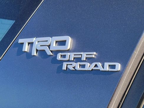Used 2023 Toyota 4Runner TRD Off-Road Premium w/ Moonroof Package AWD/4WD image 32