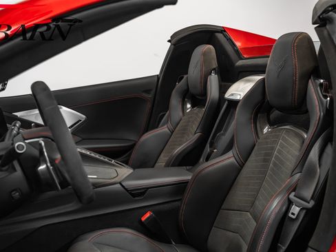 Used 2022 Chevrolet Corvette Stingray w/ Z51 Performance Package image 31