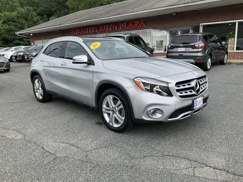 Used 2018 Mercedes-Benz GLA 250 4MATIC image 3
