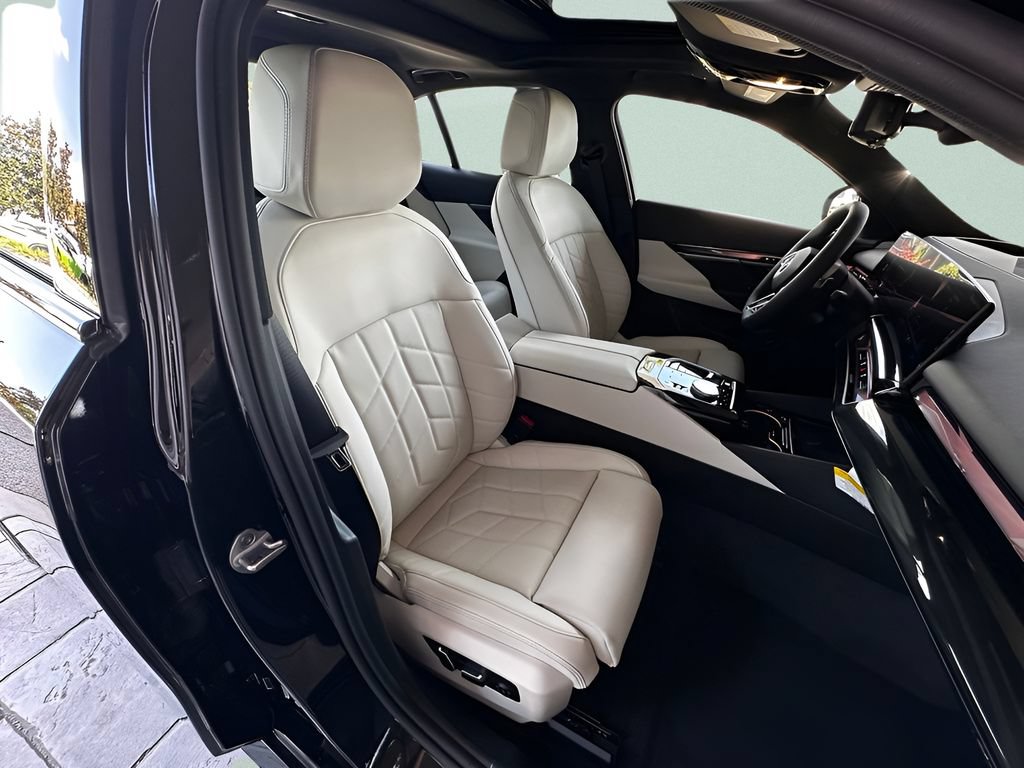 New 2027 BMW 530i xDrive w/ M Sport Package AWD/4WD image 25