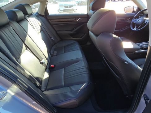 Used 2018 Honda Accord EX-L image 12