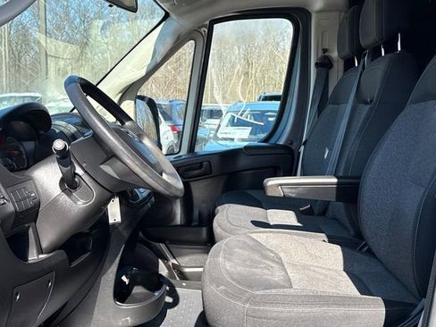 Used 2018 RAM ProMaster 2500 image 12