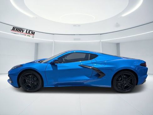 Used 2026 Chevrolet Corvette Stingray Coupe w/ 1LT RWD image 6