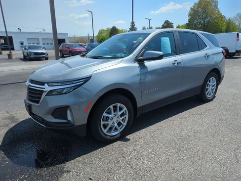 Used 2023 Chevrolet Equinox LT AWD/4WD image 9