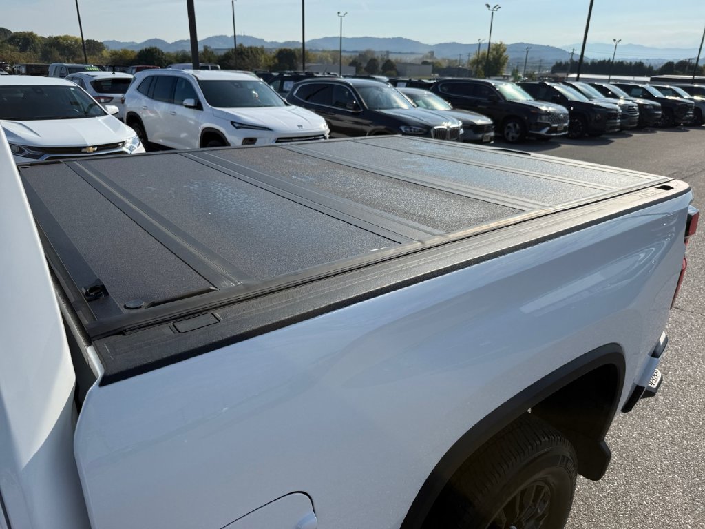 Used 2024 Chevrolet Silverado 2500 LTZ w/ LTZ Plus Package AWD/4WD image 27