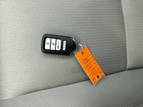 Used 2018 Honda Accord LX image 11