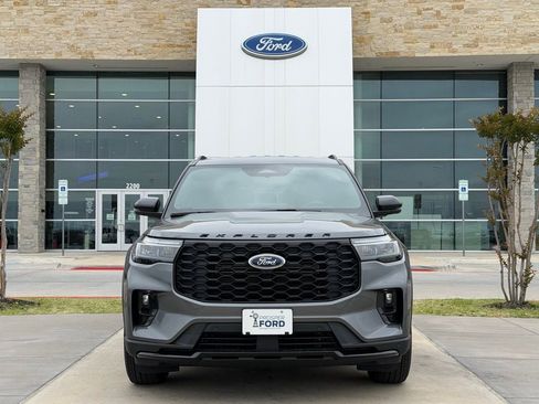 New 2026 Ford Explorer ST-Line w/ Premium Package RWD image 39