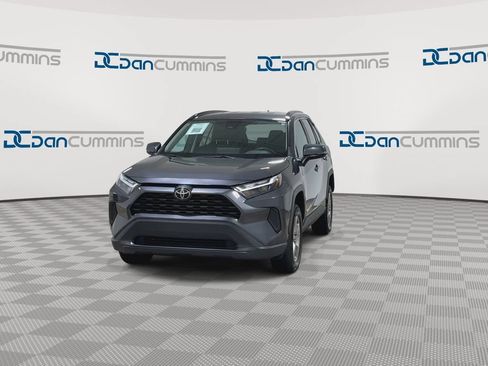Used 2024 Toyota RAV4 XLE FWD image 3