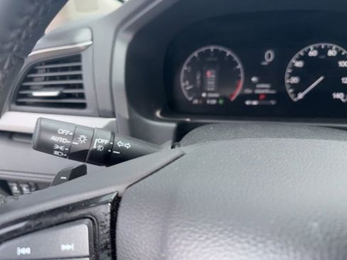 Used 2025 Honda Odyssey EX-L image 40