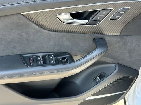 Used 2021 Audi RS Q8 w/ Interior Protection Package image 23