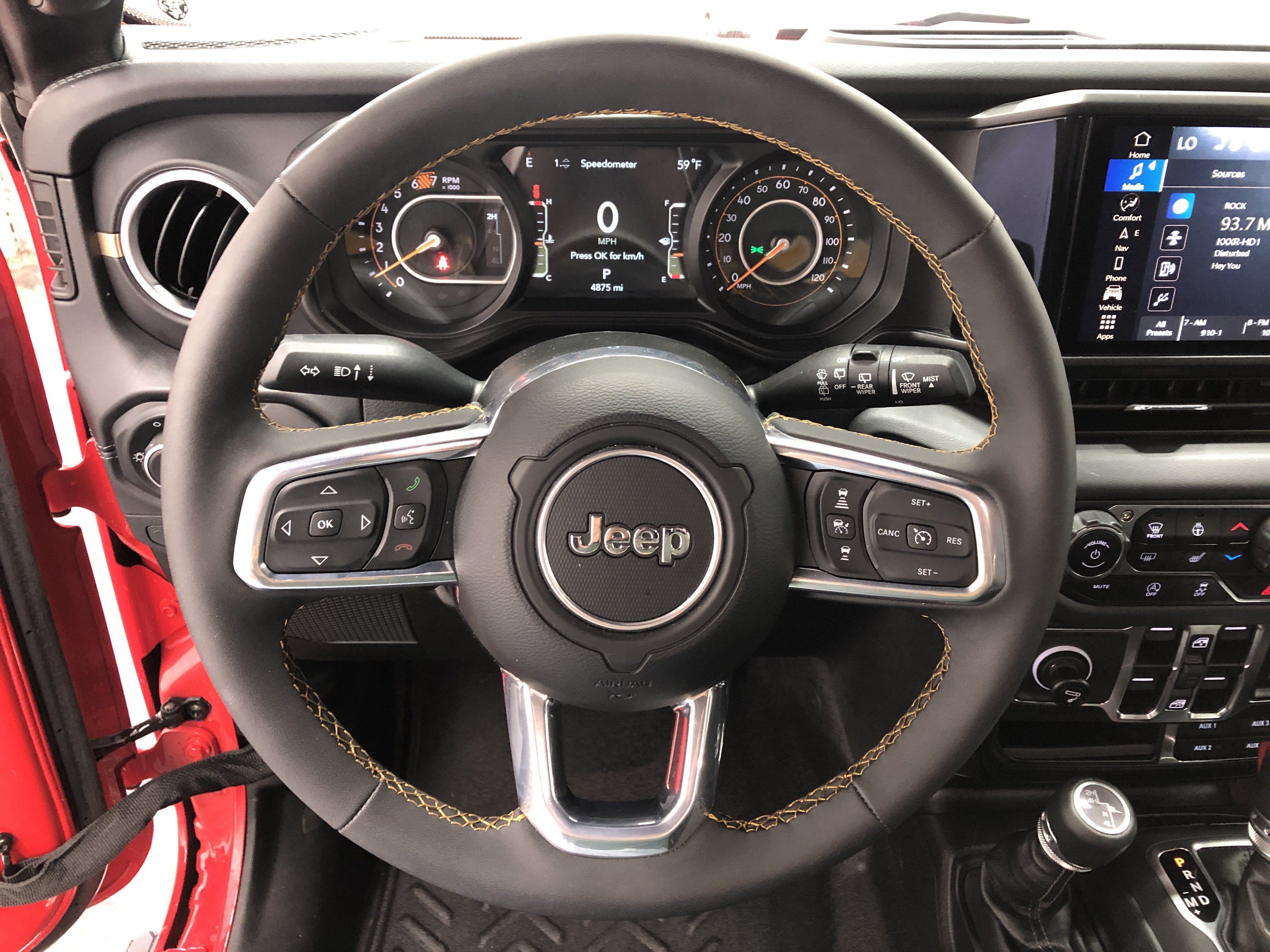 Certified 2024 Jeep Wrangler Unlimited Sahara w/ Technology Group AWD/4WD image 25