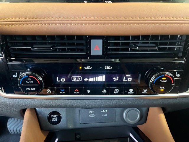 Certified 2026 Nissan Rogue Platinum AWD/4WD image 17