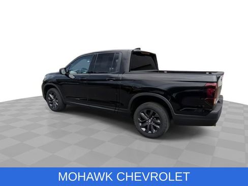 Used 2023 Honda Ridgeline Sport image 7