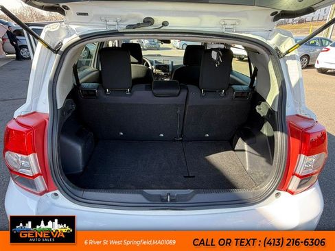 Used 2013 Scion xD image 13
