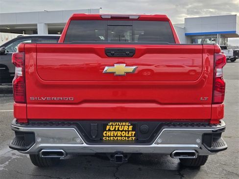 New 2026 Chevrolet Silverado 1500 LT w/ Z71 Off-Road Package image 3