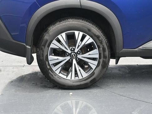 Used 2023 Nissan Rogue SV AWD/4WD image 10