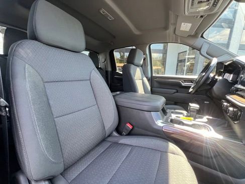 Used 2024 Chevrolet Silverado 1500 RST image 9