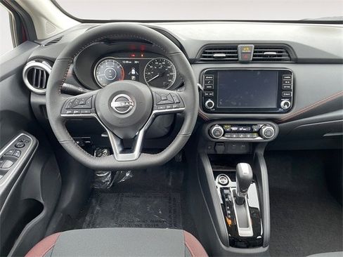 New 2025 Nissan Versa SR w/ Trunk Package image 10