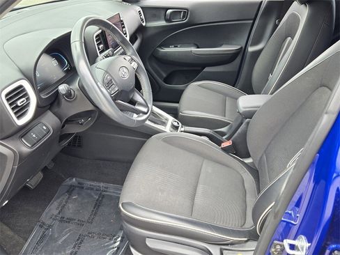 Certified 2023 Hyundai Venue Limited image 10