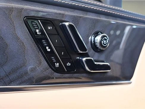 New 2025 Cadillac Escalade IQ Luxury 2 image 9