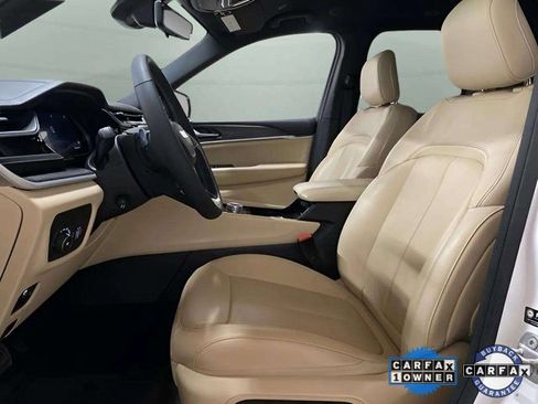 Used 2023 Jeep Grand Cherokee Limited w/ Luxury Tech Group II image 63