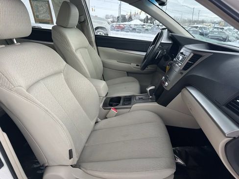 Used 2011 Subaru Legacy 2.5i Premium image 12