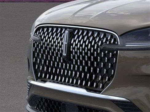 New 2025 Lincoln Aviator Reserve w/ Equipment Group 201A AWD/4WD image 17